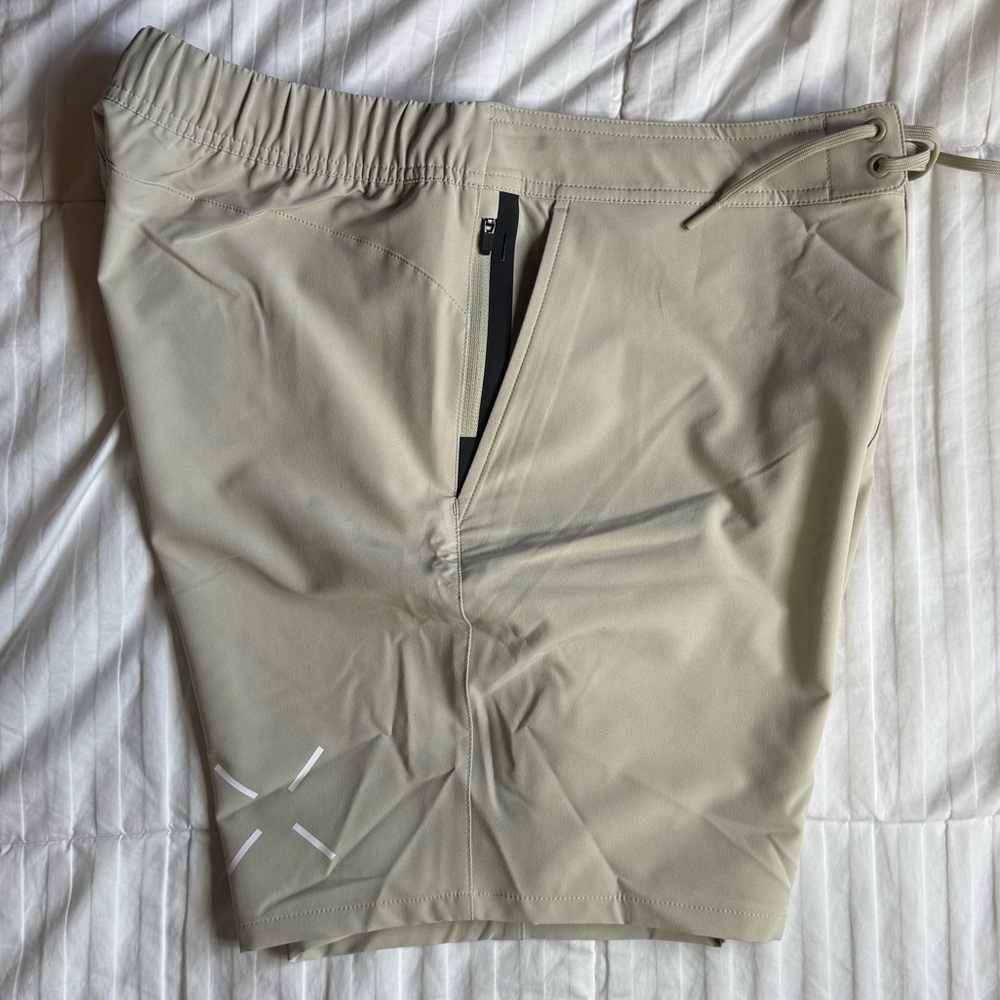 Ten Thousand 7” Foundation shorts.
